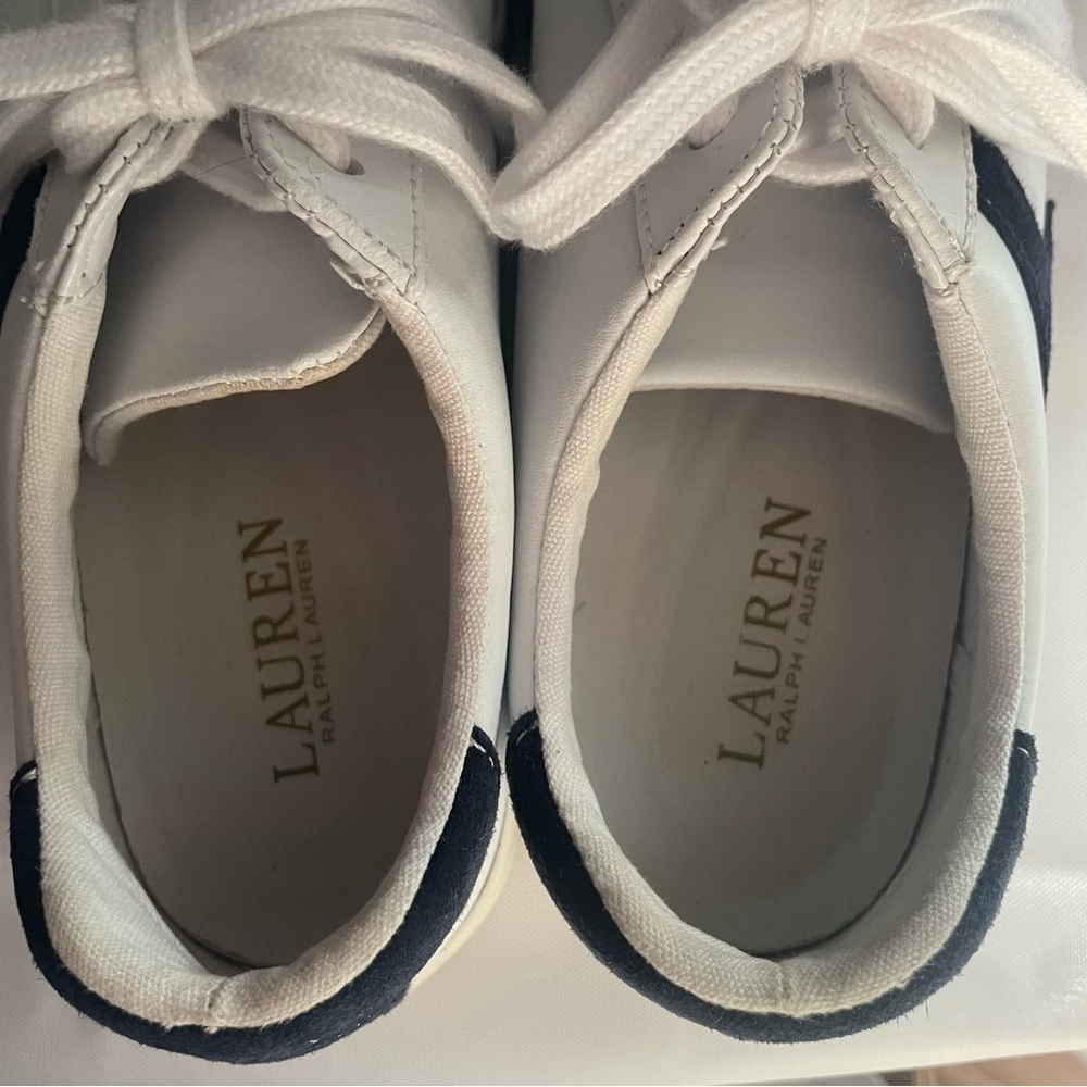Lauren By Ralph Lauren Jennefer Sneakers White Navy Blue Size Women's 7 - Picture 3 of 8